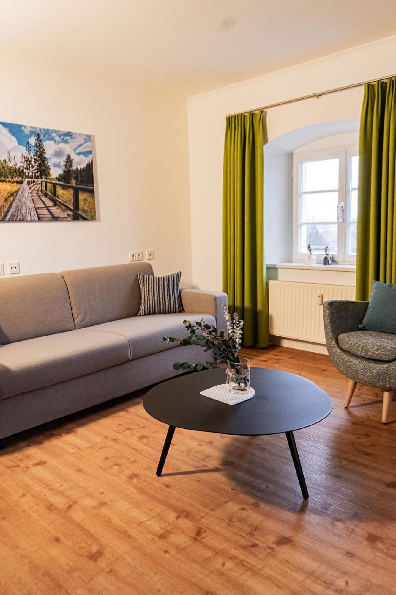 Holly Gmbh Ferienwohnungen Bad Alexandersbad Exterior foto